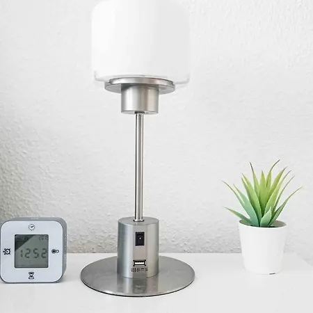 Moderne In Leipziger Altbau - Netflix Inklusive Lipsia