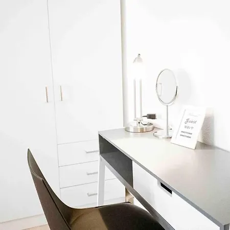 Moderne In Leipziger Altbau - Netflix Inklusive Apartman *